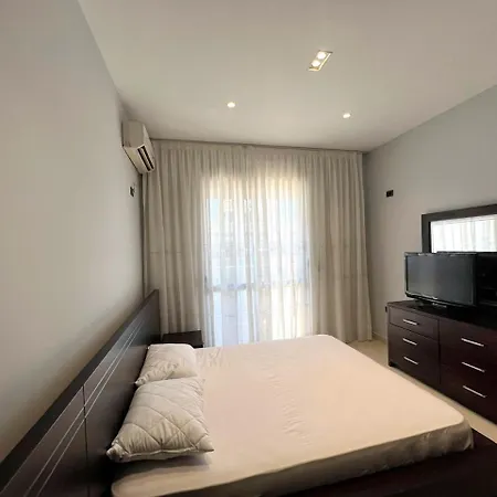 Apartment D&a House Golem (Tirana)